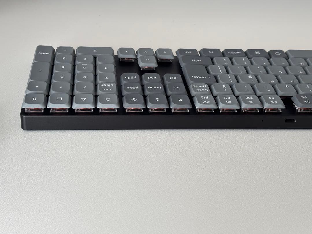 【美品】Keychron K5 Max（静音赤軸・ホワイトLEDライト）