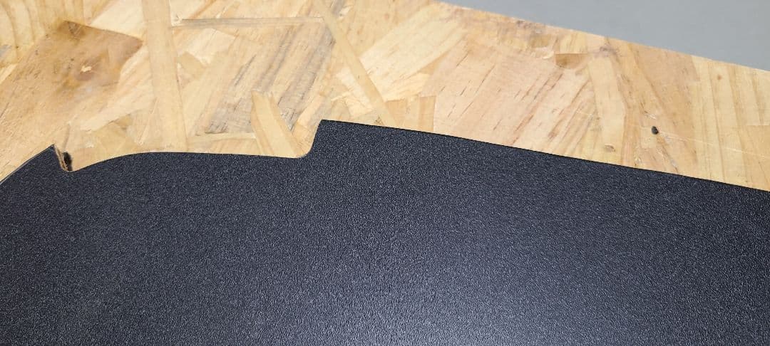 200系ハイエース窓埋めパネル両面艶なし黒仕様 標準・ワイド共通左右１セット