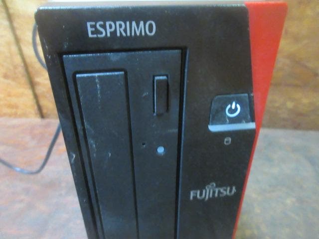 10送料込★富士通 ESPRIMO D588/TX i7 8th Genジャンク