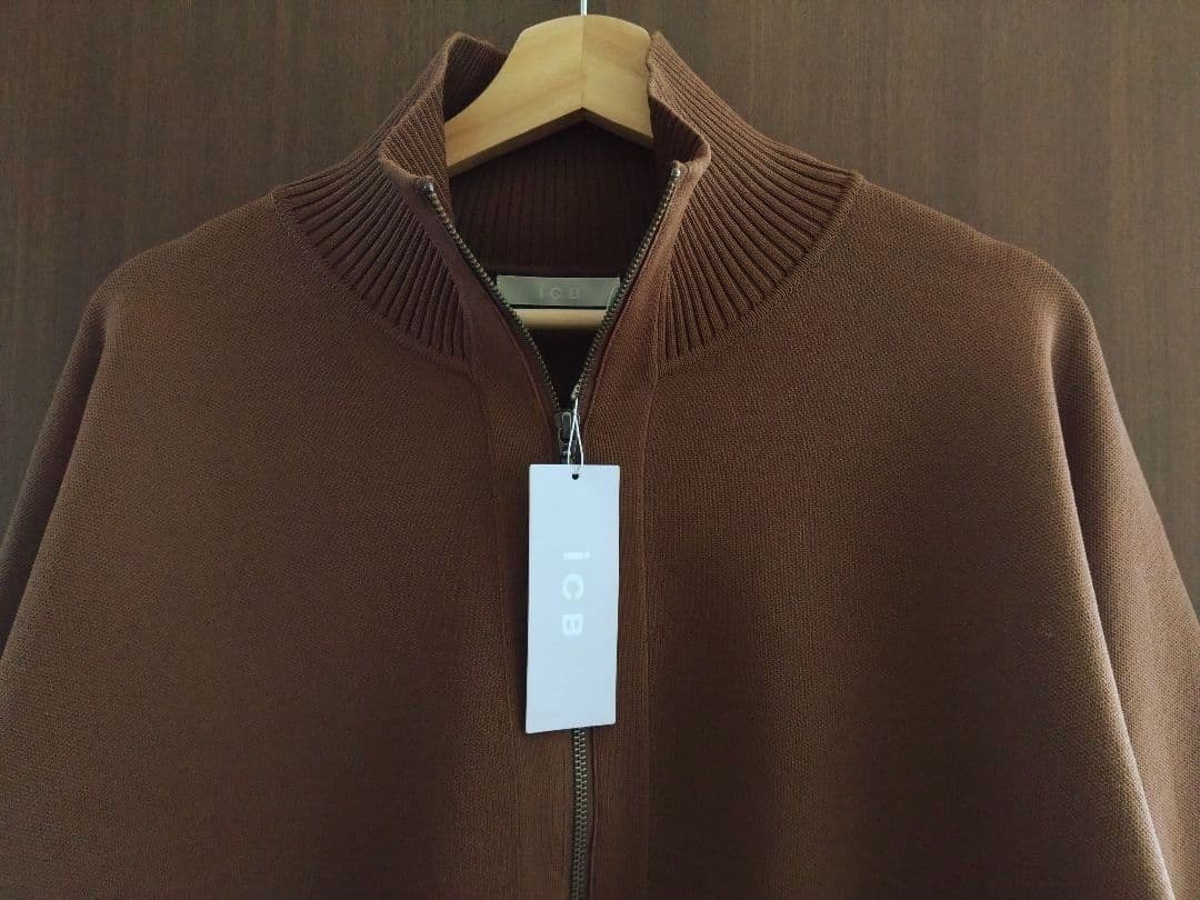 ICB シンセティックダブルフェイス ニットトラックジャケット 36,960円