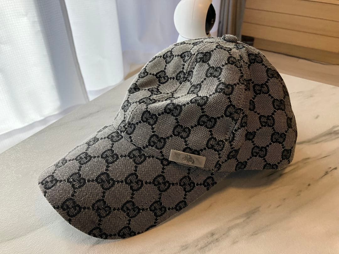 GUCCI GGパターン ベースボールキャップ グレー