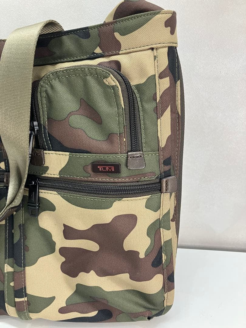 TUMI トゥミ SHIPS別注 迷彩 カモフラ トートバッグ 【A947】