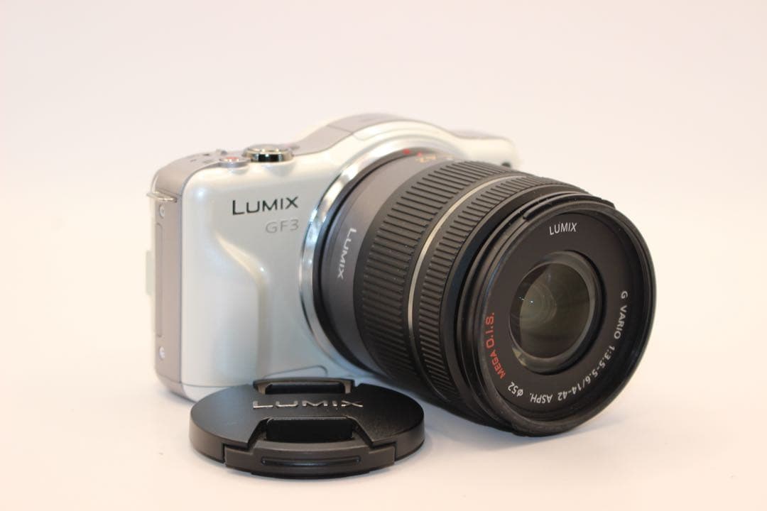 ★ショット数9044回★ LUMIX DMC-GF3 レンズキット　ミラーレス