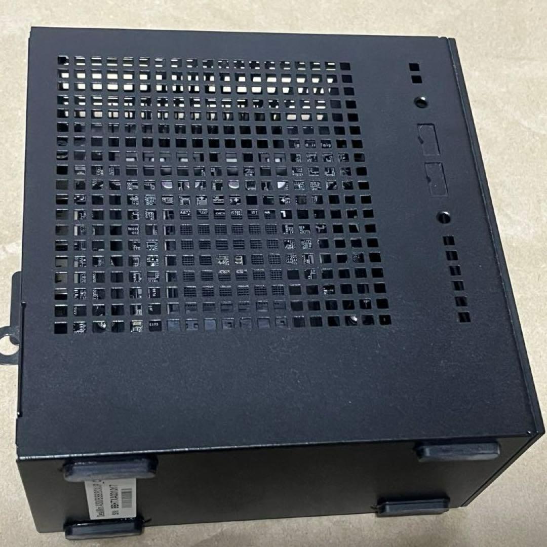 ASRock DeskMini A300 ベアボーンキット