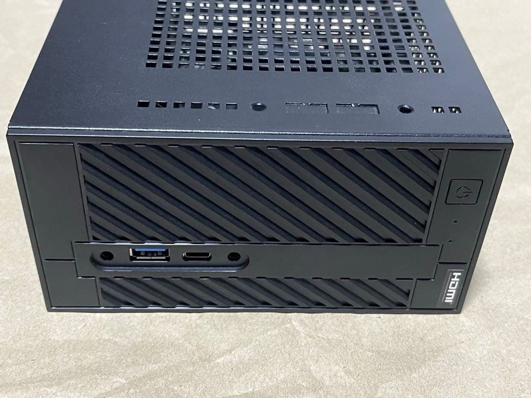 ASRock DeskMini A300 ベアボーンキット