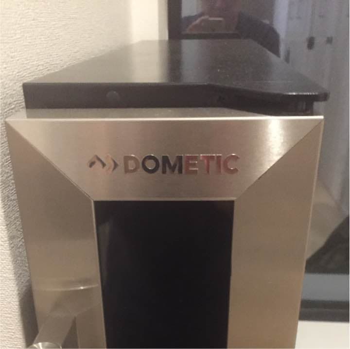 Dometic ST7 ワインセラー 7本