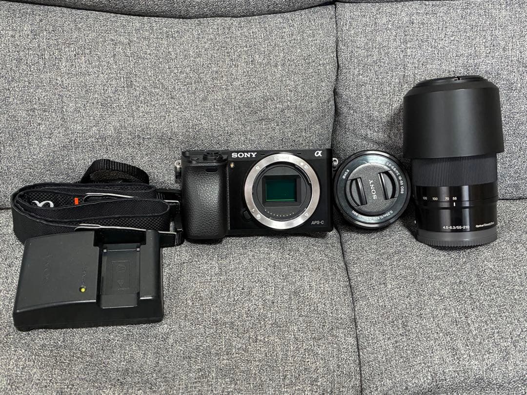 SONY α6000ミラーレス一眼カメラ 本体とレンズ
