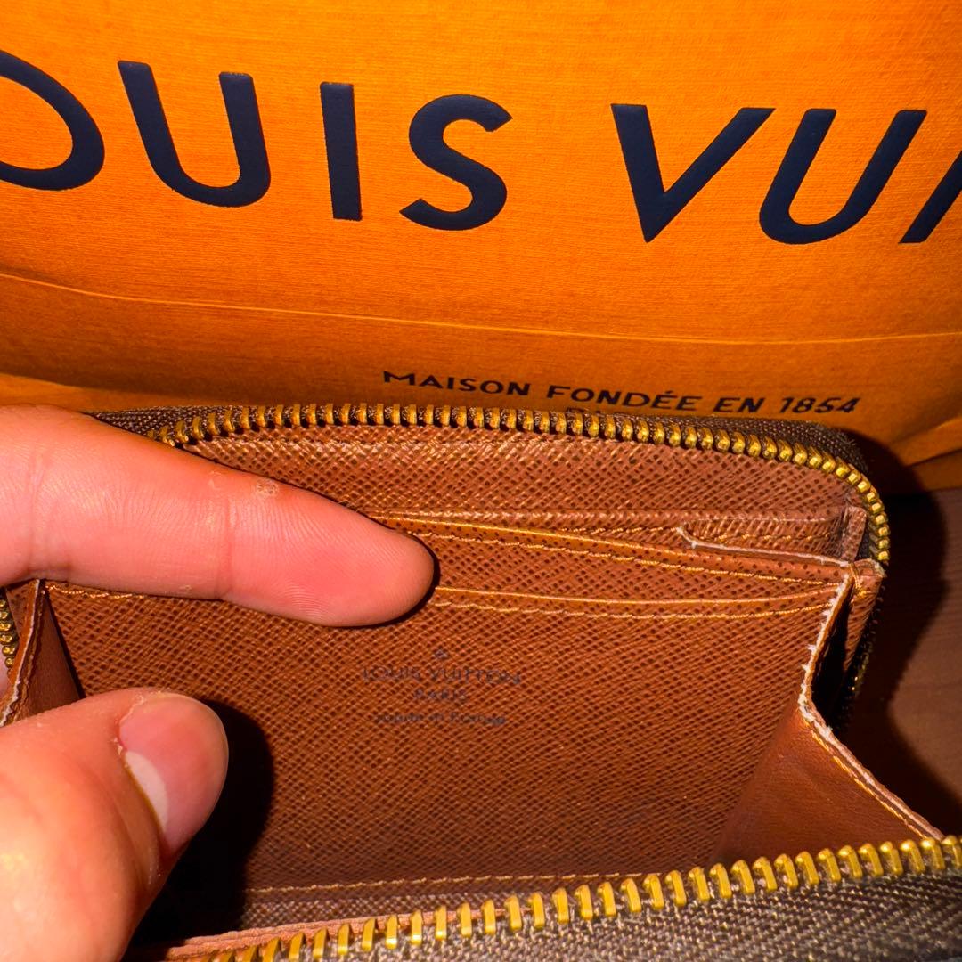 Louis Vuittonケース