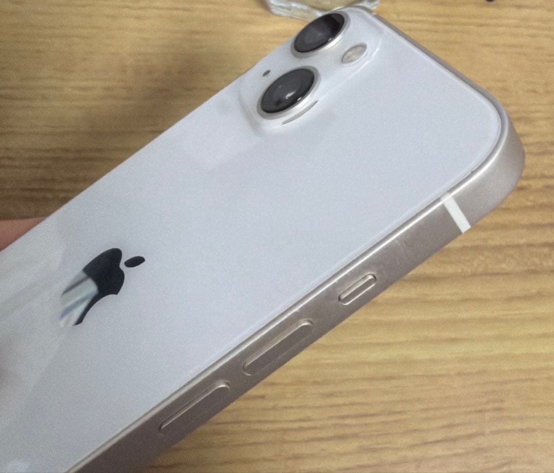 Apple iPhone 13 ホワイト 本体　SIMフリー256g