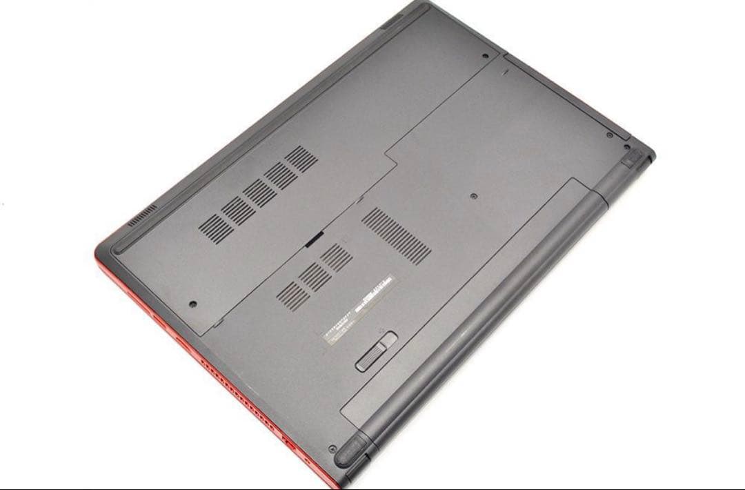 DELLの Inspiron 15 5558 Celelon