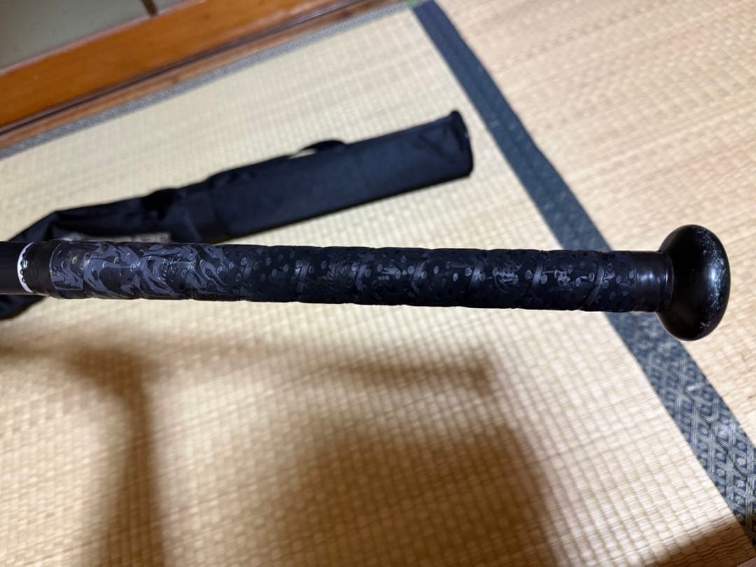 ミズノ ビヨンドマックスレガシーメタル 軟式バット 専用ケース付き