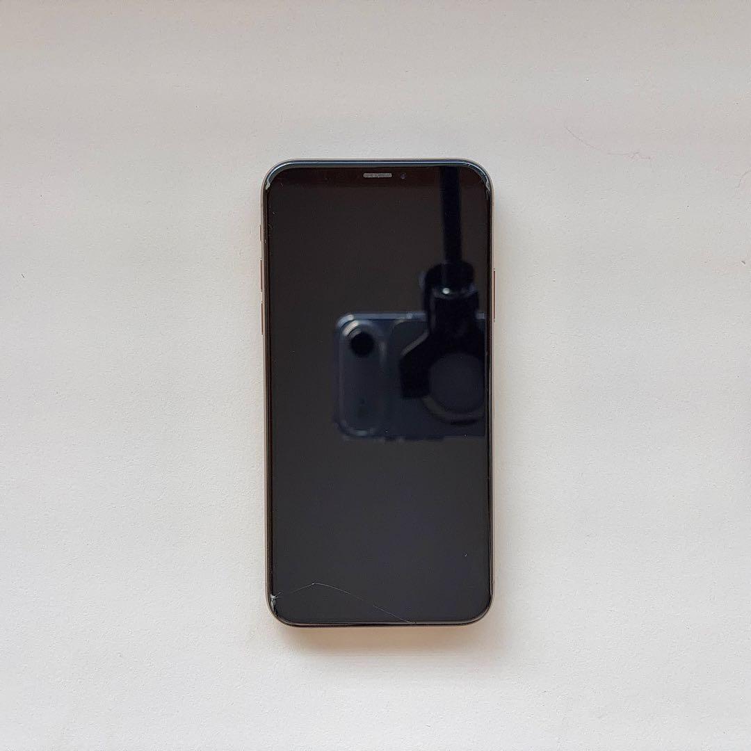 iPhone XS ゴールド 256GB