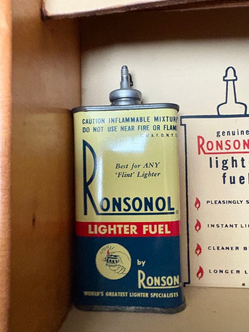 レア‼︎RONSON ストアディスプレイ&オイル缶、ライタースペシャルセット