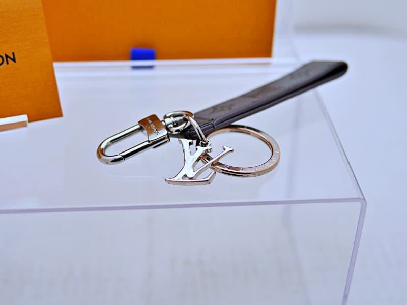 ⭐️美品　ルイヴィトン　Louis Vuitton モノグラム ドラゴンヌ グレ