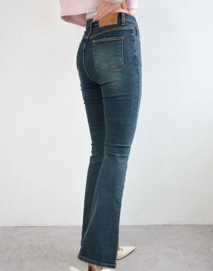 YILON スリムフレアデニム