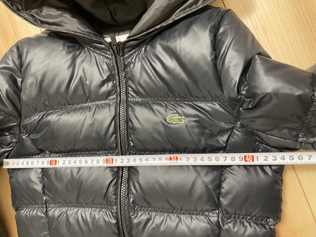 【びらページ】LACOSTE フード付き ブラックダウンジャケット