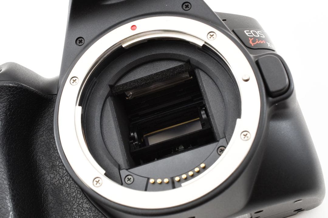 デジタル一眼レフカメラ/Canon kiss X10標準&望遠ダブルレンズセット