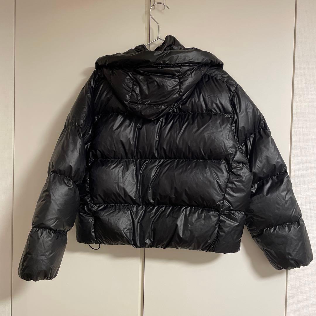 野尻美穂　URBAN RESEARCH NANGAブラック ダウン