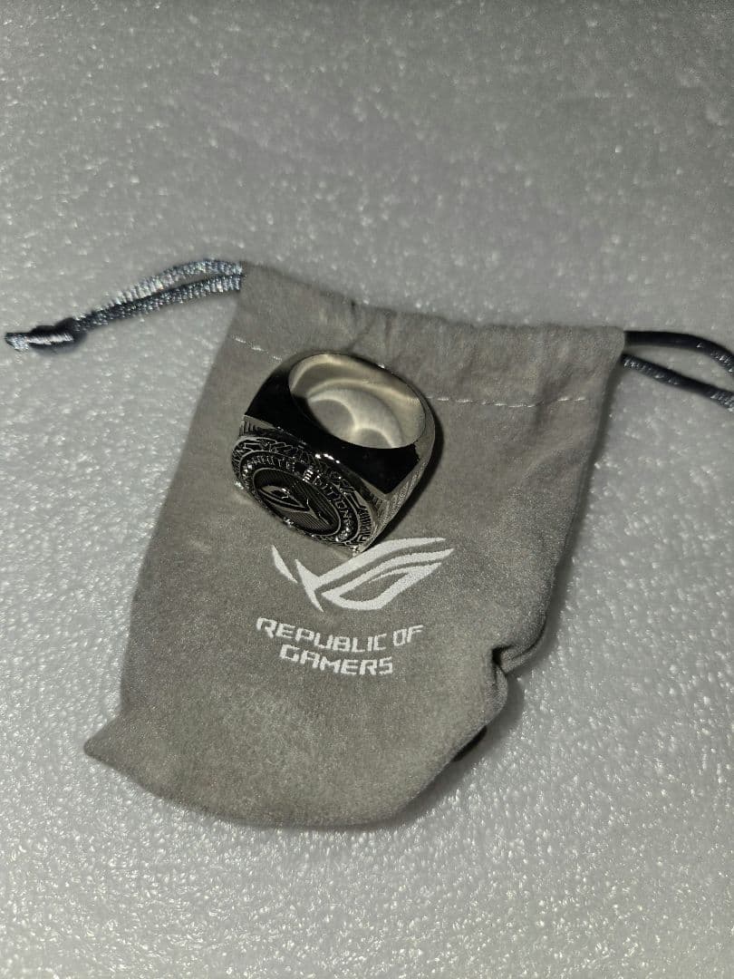 [美品] ROG STRIX RTX3080 O10G WHITE V2