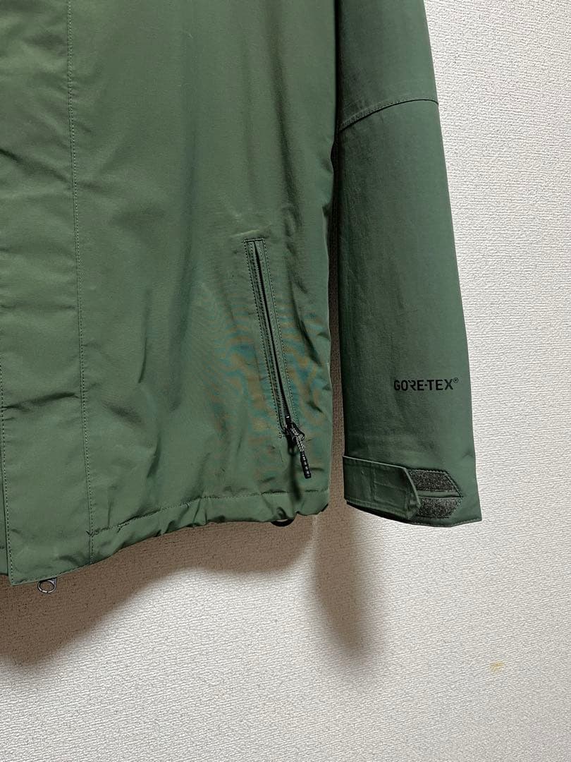 VOLCOM GORE-TEX カーキ ジャケット Sサイズ　ボルコム