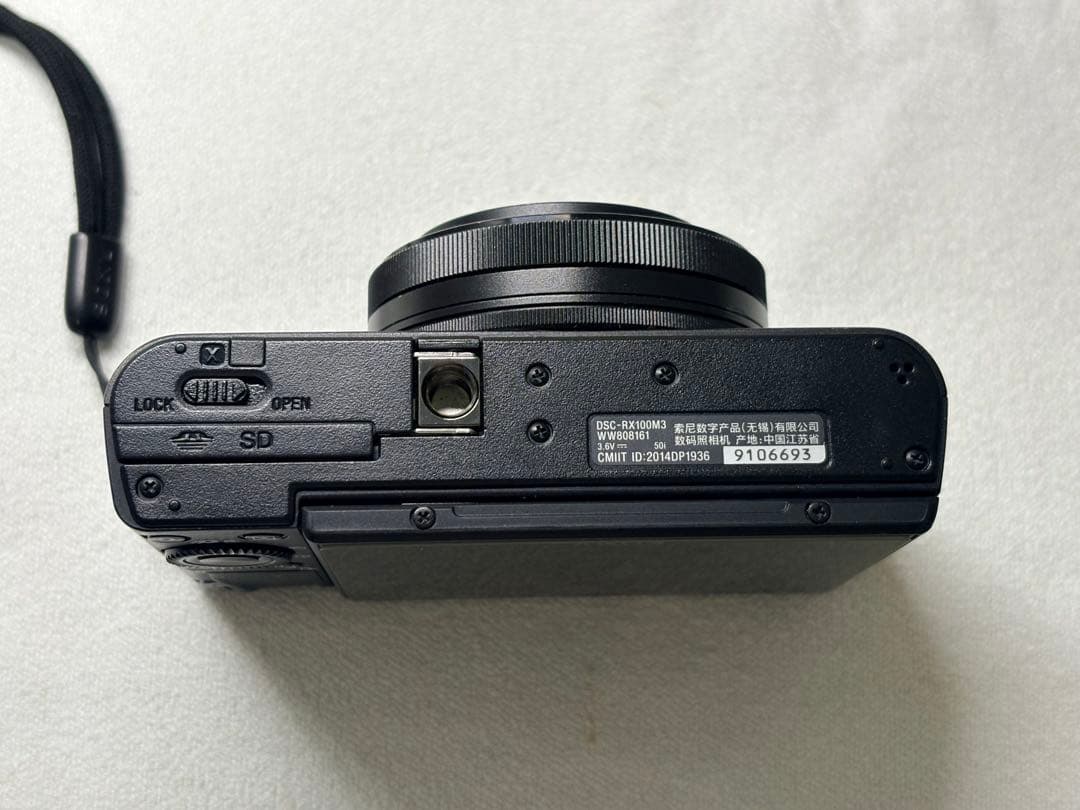 SONY DSC-RX100M3（海外モデル）