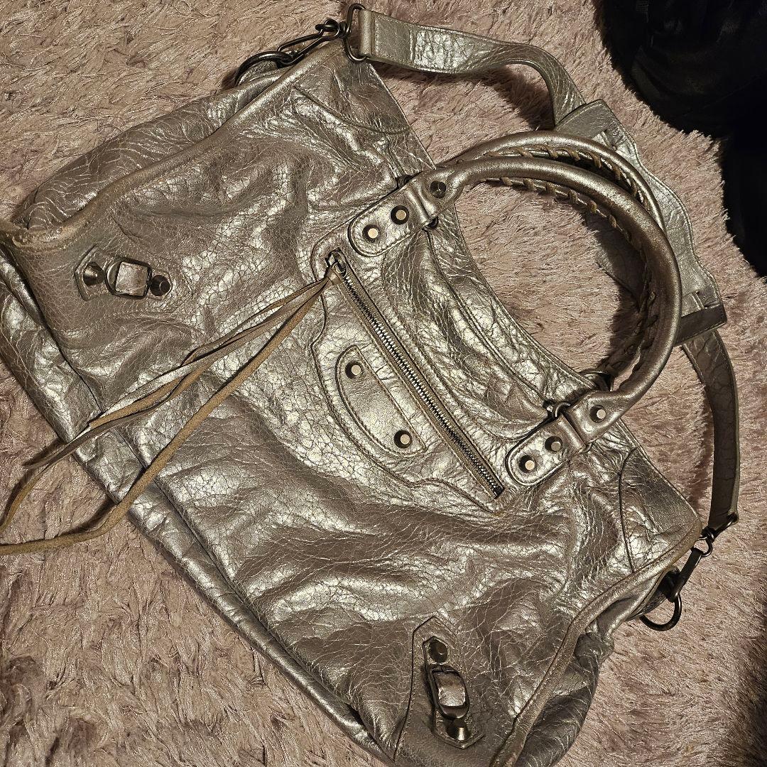 BALENCIAGA　難あり