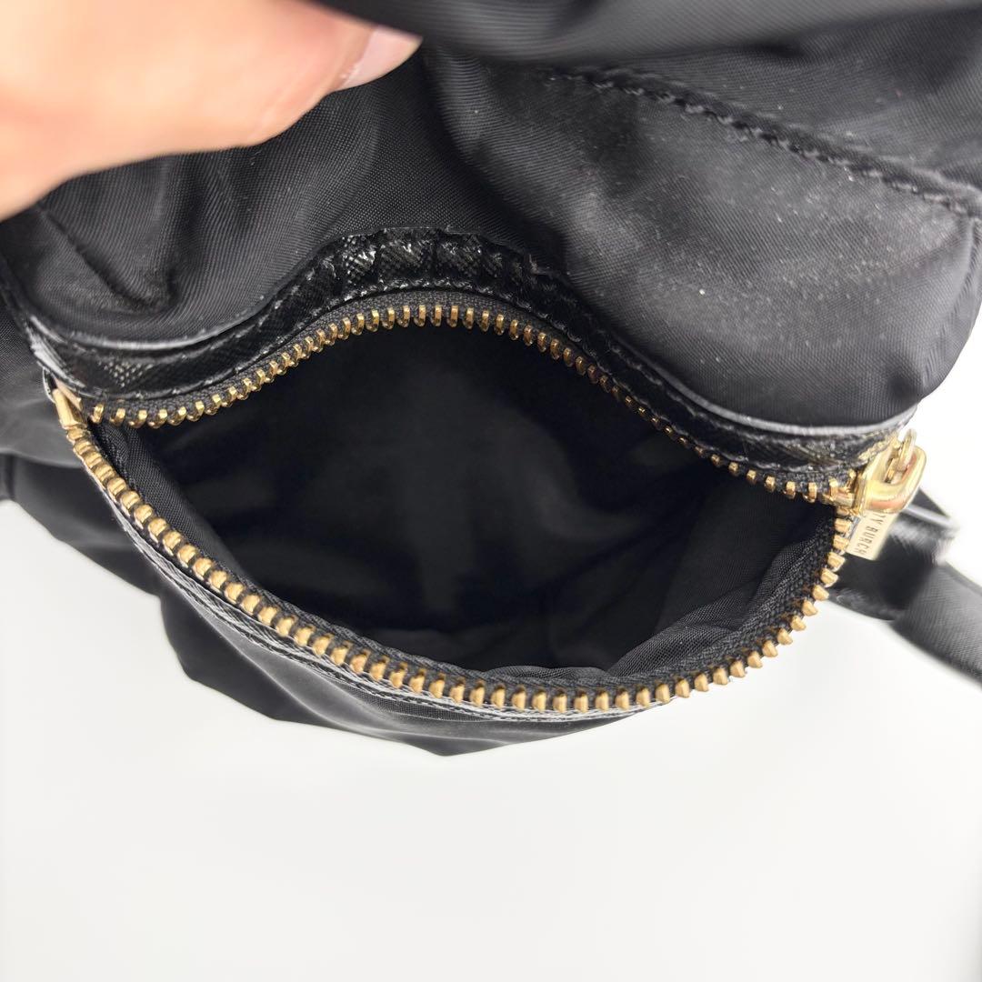 00544 Tory Burchトリーバーチ　ナイロンリュック