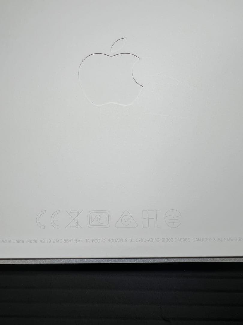 Apple  Magic Keyboard（2025年モデル・最新）