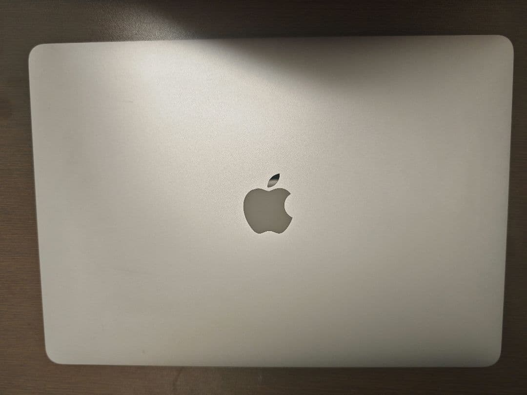 Apple Macbook 13インチ M1/16/256