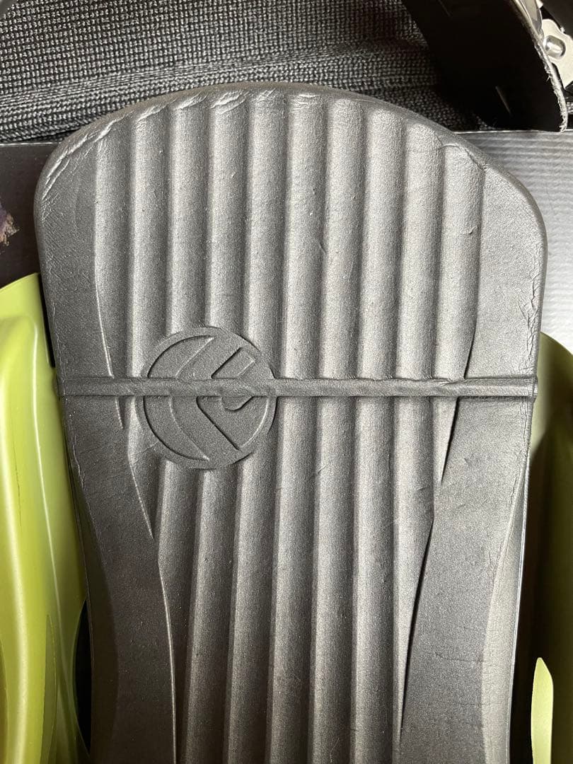 ボード　ナイトロDEMAND LTD GULLWING+ビンディングフラックス