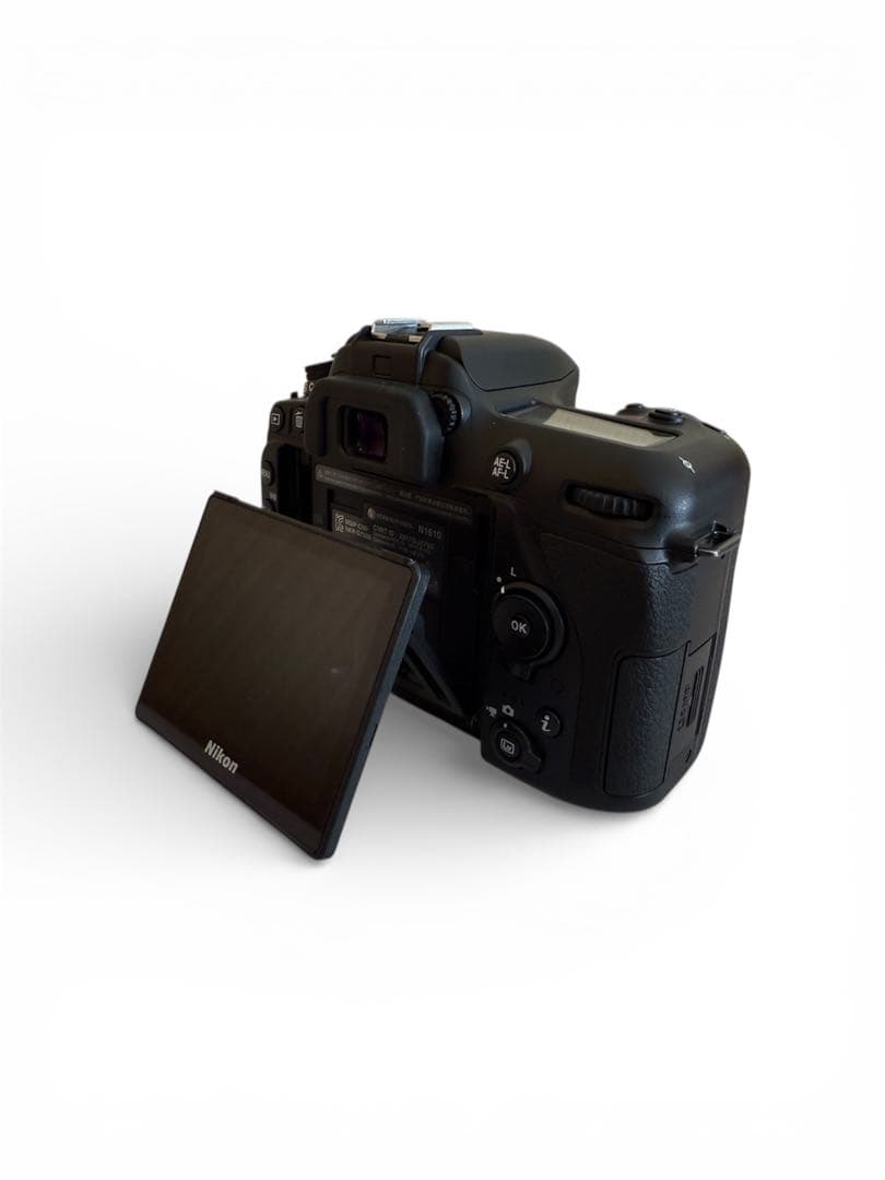 美品　ニコン　Nikon D7500 ボディ 《S数3879回》