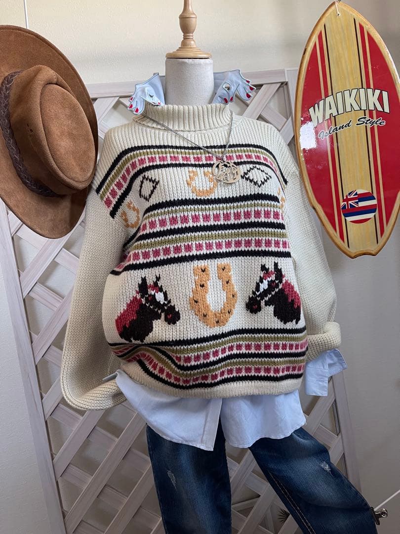 ユニセックス　カナダ製⭐︎ 馬　ニット　馬蹄　蹄鉄⭐︎ ピュアバージンウール　ハート