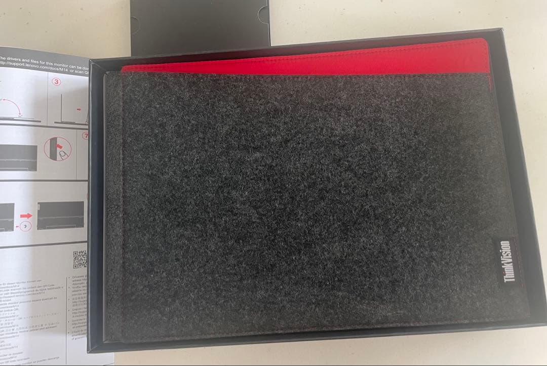 Lenovo ThinkVision モニター