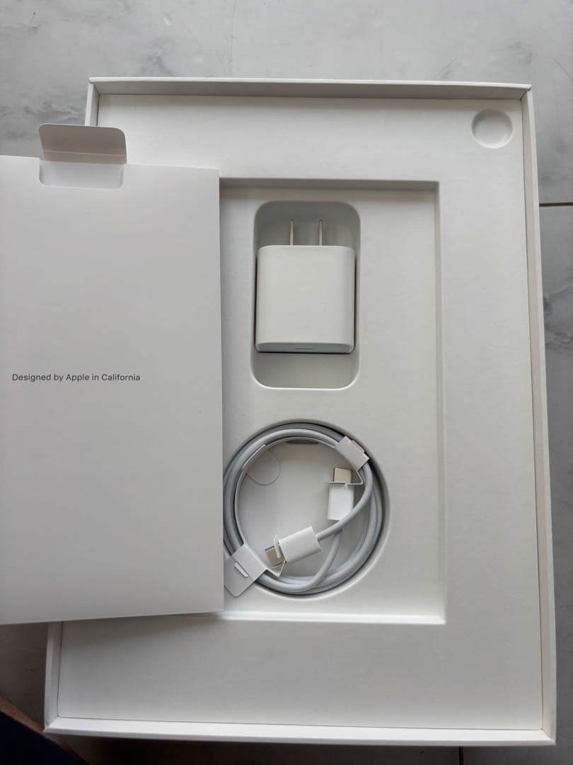 ［美品］iPad Air5 M1ブルー　ペンシル第2世代