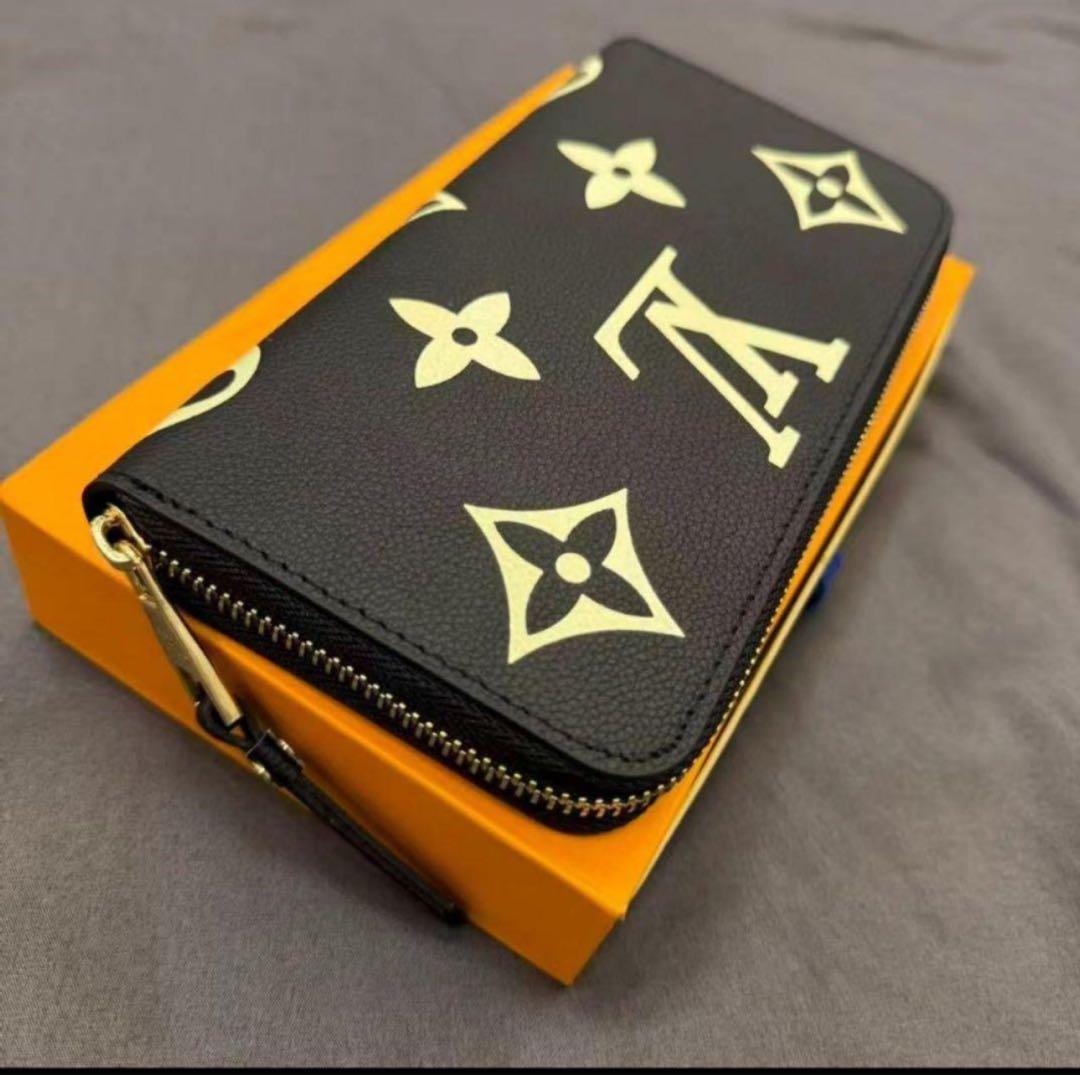 お得❕ルイ・ヴィトン✨男女兼用 ゴールドファスナー＆モノグラムロゴもゴールド⚡️