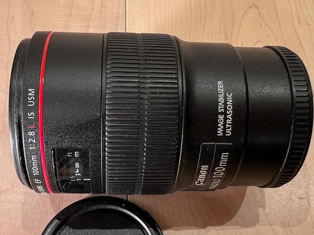 Canon EF100mm F2.8Lマクロ IS USM