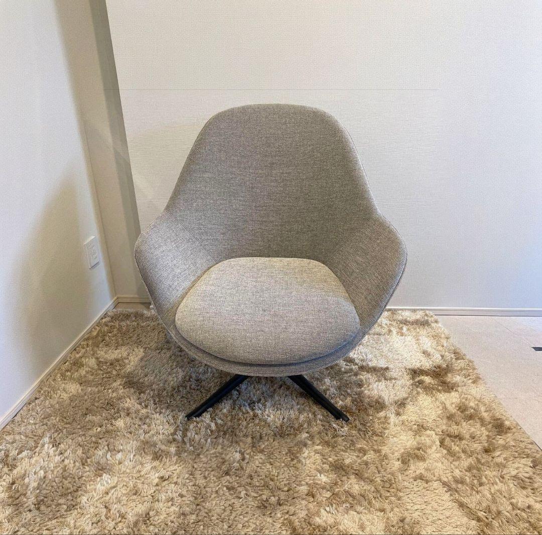 オレンジ365新同品40万BoConceptリビングチェア グレー