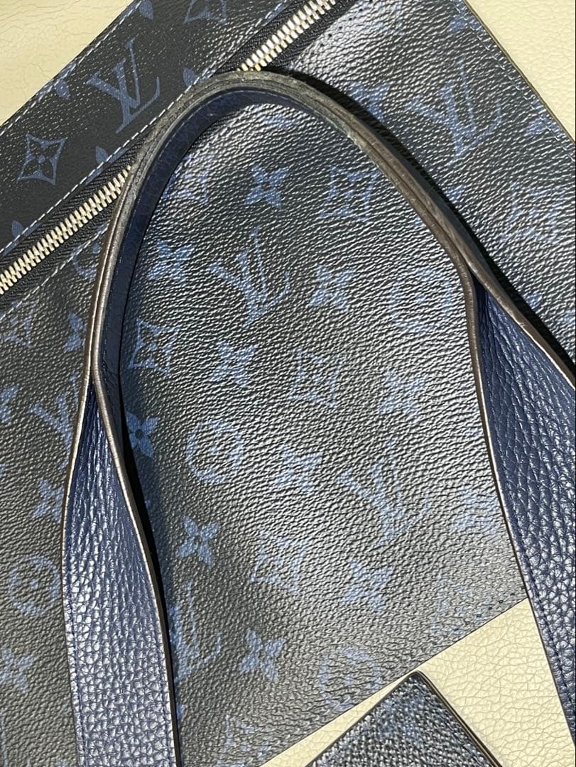 LOUIS VUITTON ルイヴィトン カバ・ヴォワヤージュ M53240NV