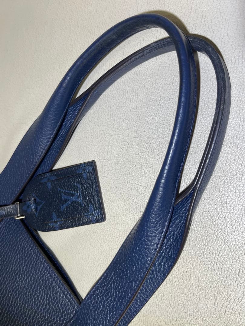 LOUIS VUITTON ルイヴィトン カバ・ヴォワヤージュ M53240NV