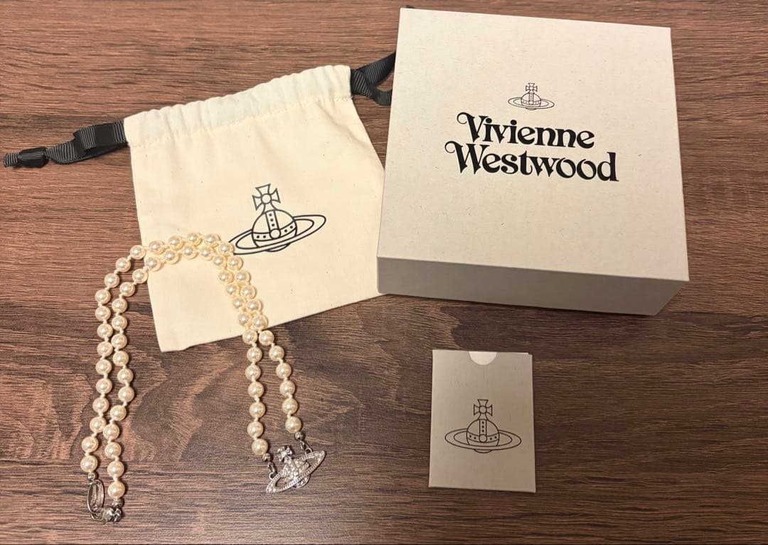 MAN MINI BAS RELIEF PEARL ネックレス