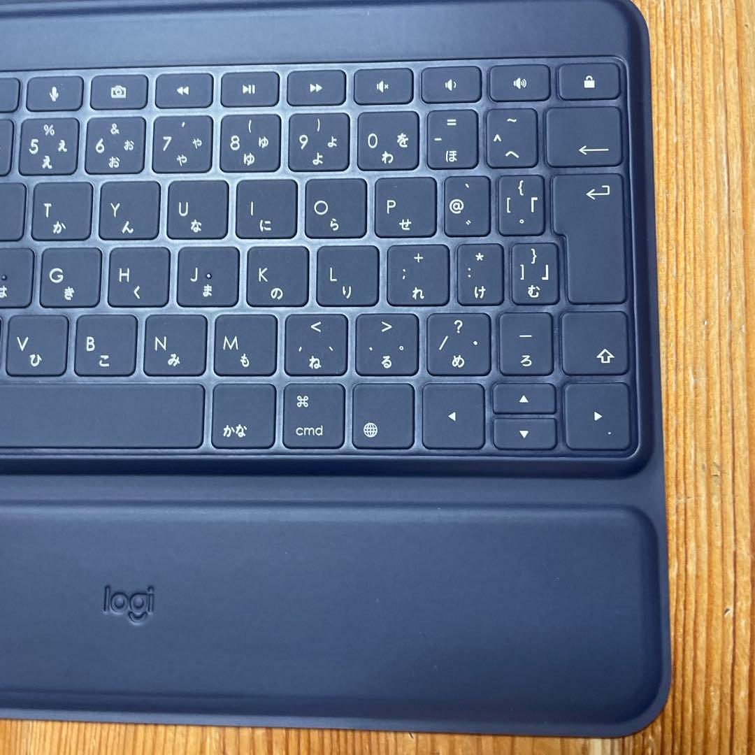 iPad Wi-Fi + Cellular 64GB Logicoolケース