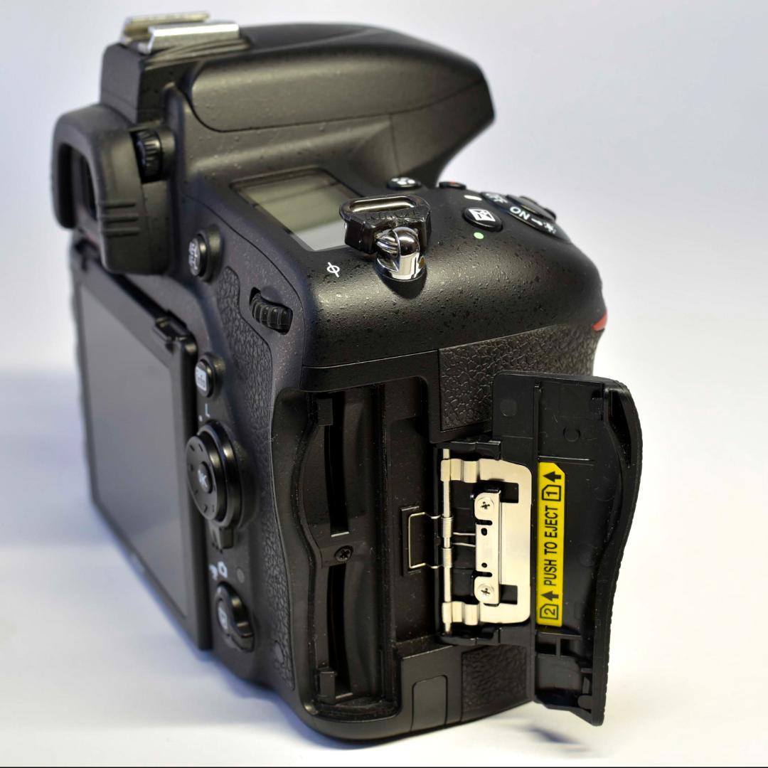 ニコン NIKON D750 シャッターカウント 13251ショット