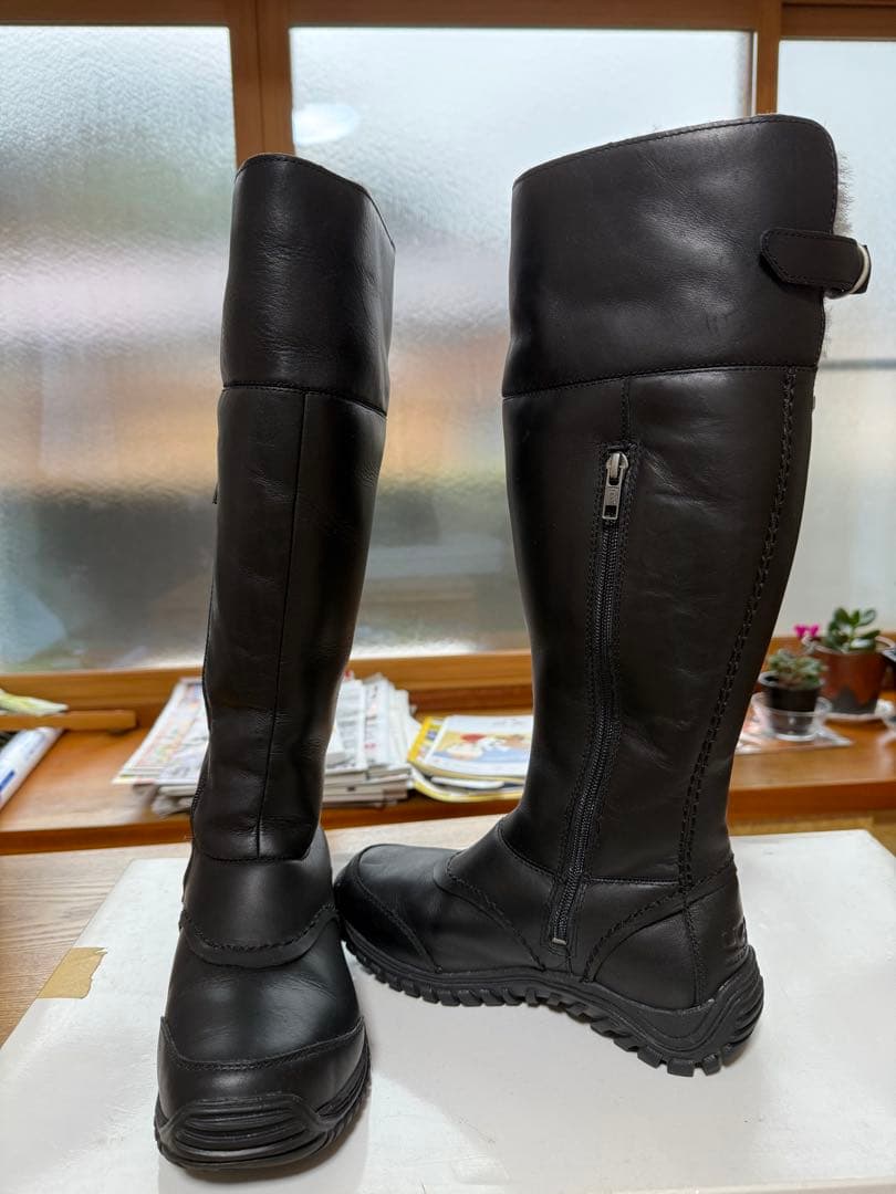 UGG防水 折り返し2WAY】 アグ　レザーロングブーツ 23cm 黒