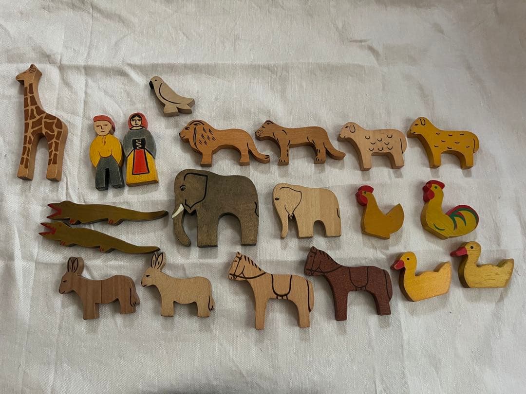 スイス　アルビスブラン社　ノアの方舟　木製玩具　スイス最古の玩具メーカー