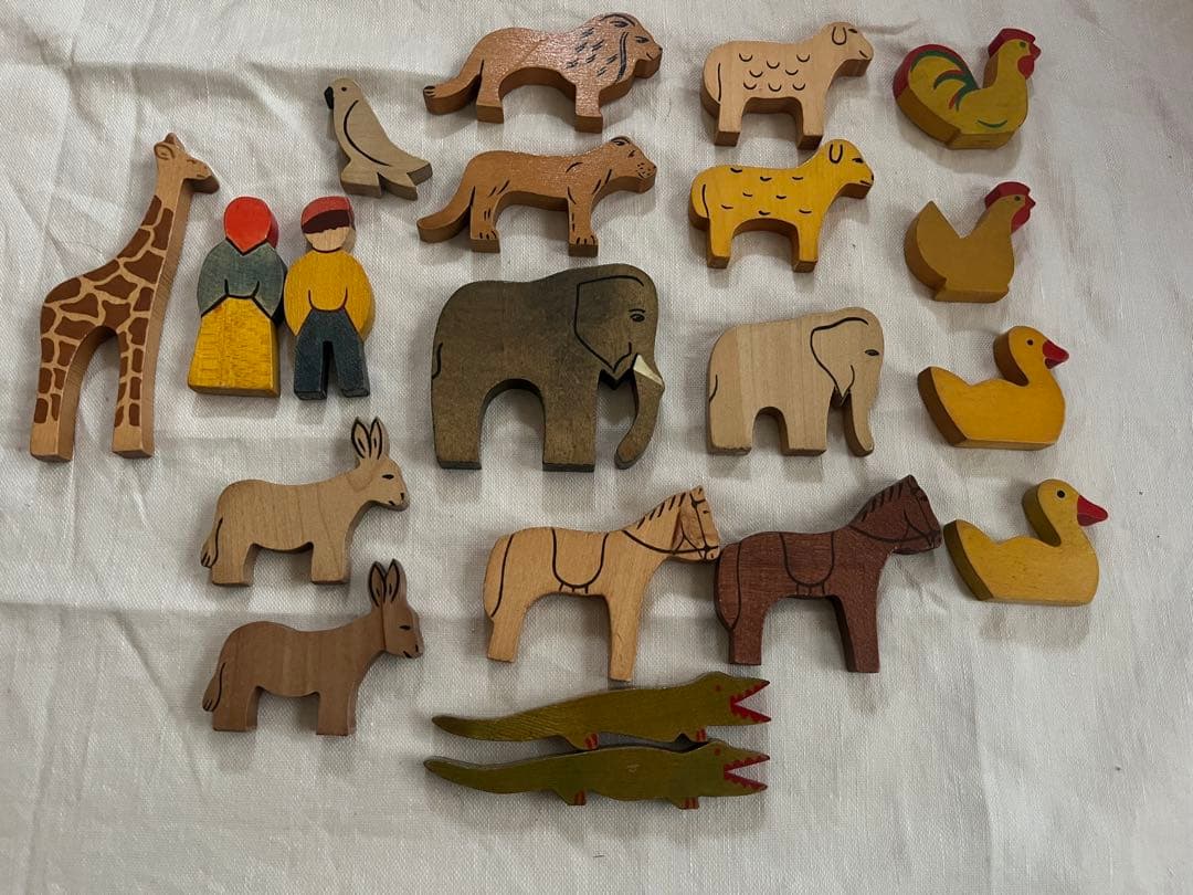 スイス　アルビスブラン社　ノアの方舟　木製玩具　スイス最古の玩具メーカー