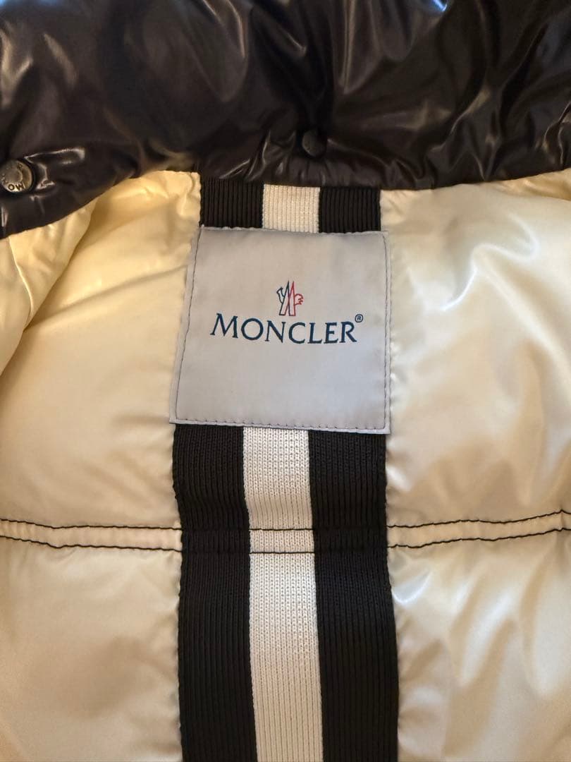 MONCLER ダウンジャケット ブラウン　サイズ0