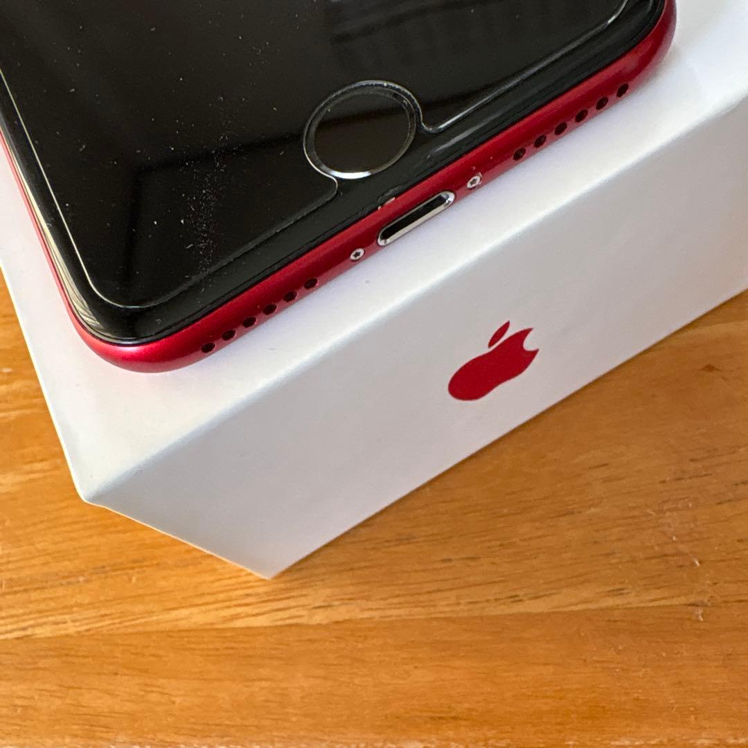 iPhone 8 本体　レッド　64GA