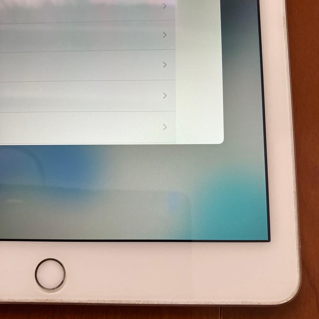 Apple iPad Air2シルバー 本体　ジャンク品