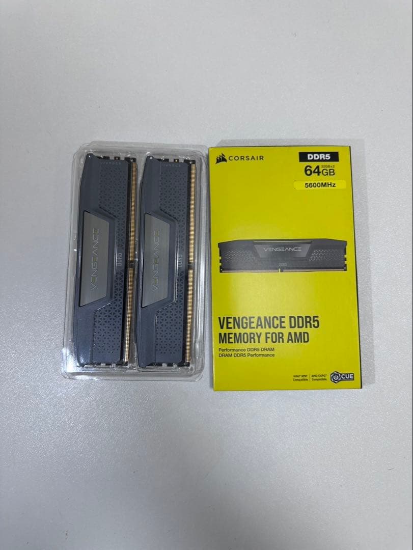 メモリー CORSAIR VENGEANCE DDR5 64GB 5600MHz