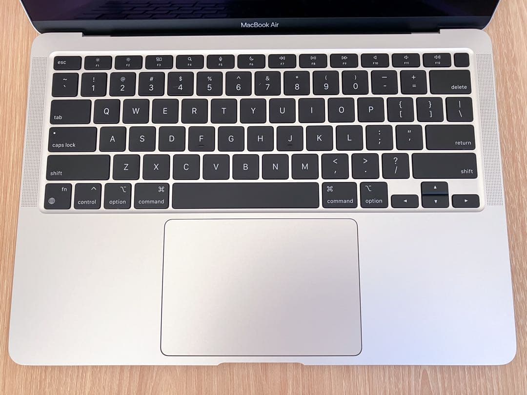 【美品】 MacBookAir M1 13inch 16GB USキー シルバー